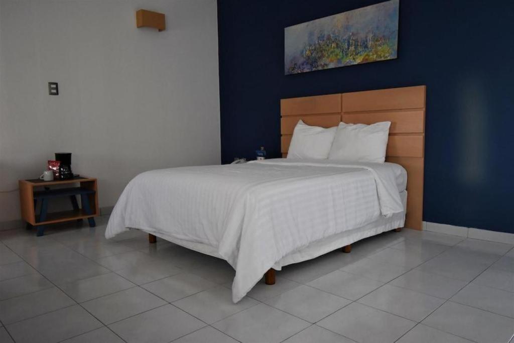 Hotel Barante Suites Salamanca Kültér fotó