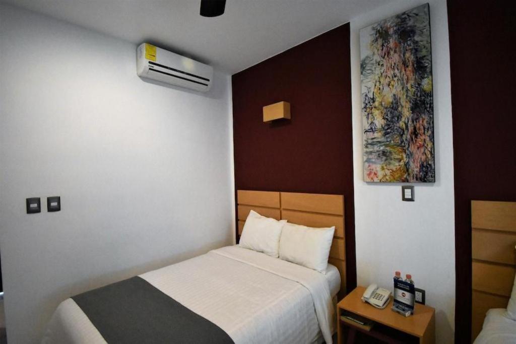 Hotel Barante Suites Salamanca Kültér fotó