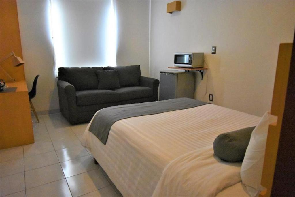 Hotel Barante Suites Salamanca Kültér fotó