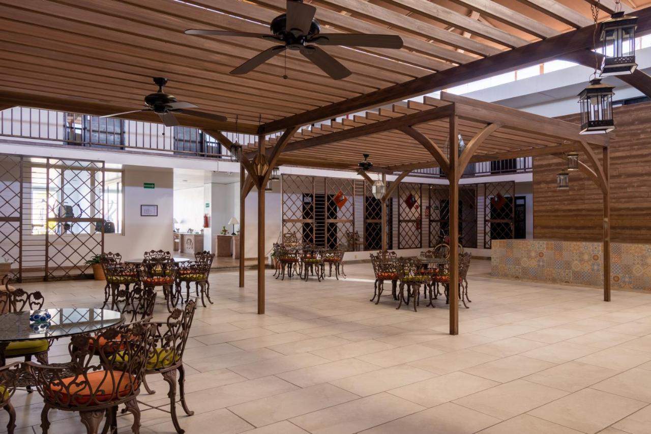 Hotel Barante Suites Salamanca Kültér fotó